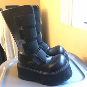 Demonia vintage platform stacks boots